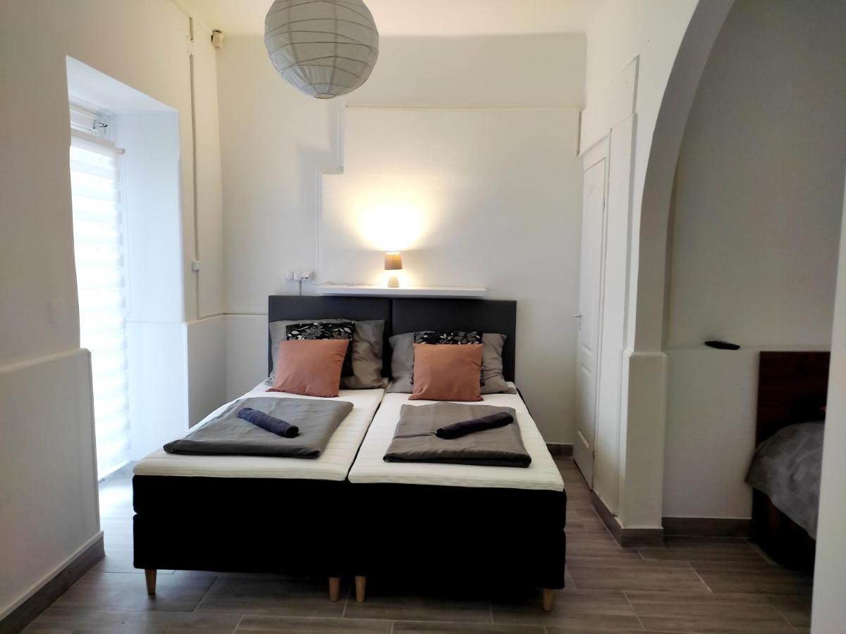 Vác Dunapart Apartment מראה חיצוני תמונה