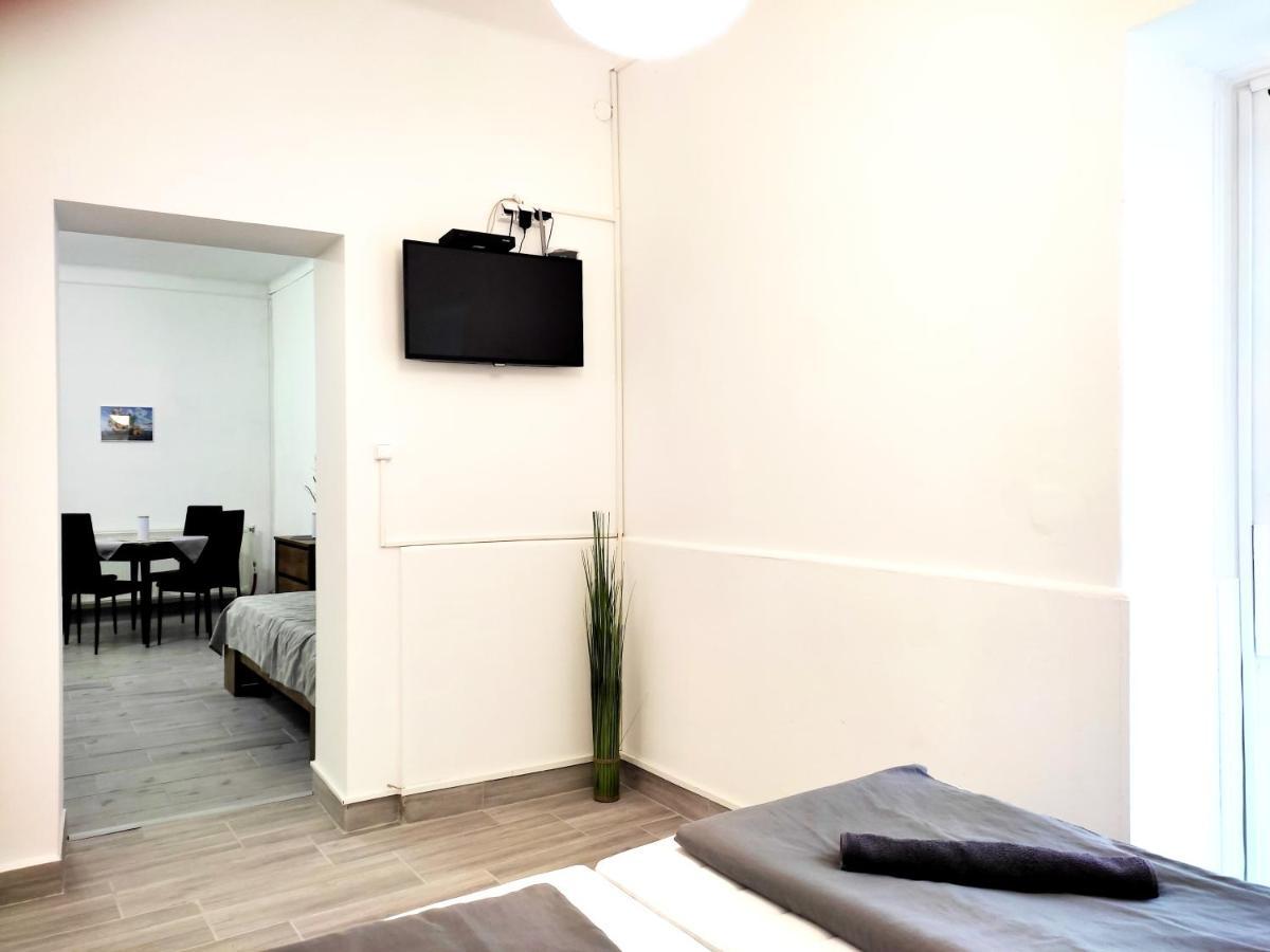 Vác Dunapart Apartment מראה חיצוני תמונה